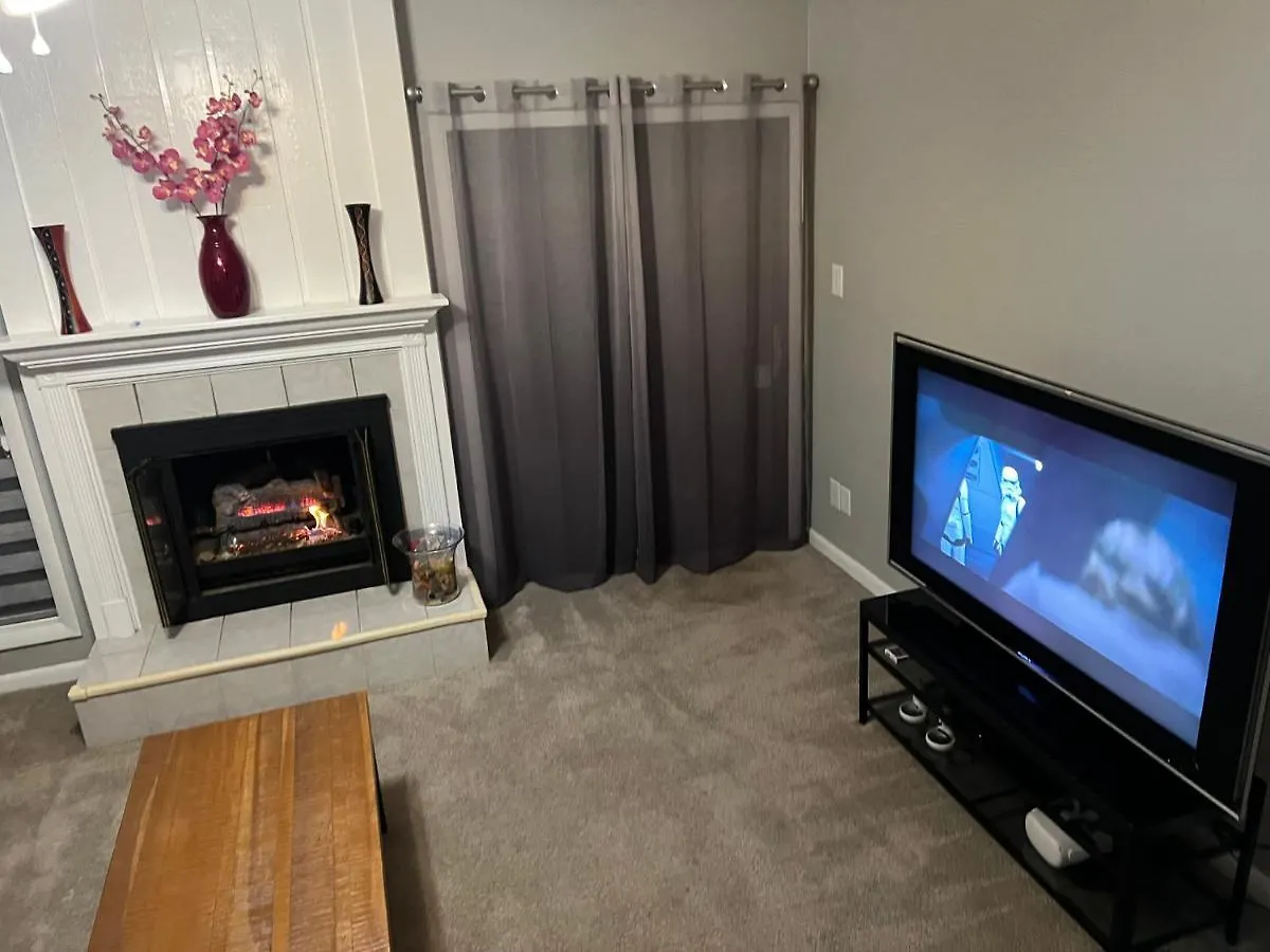 Homestay Large Bedroom With 2 Queen Bed - Not Entire Place Charlotte