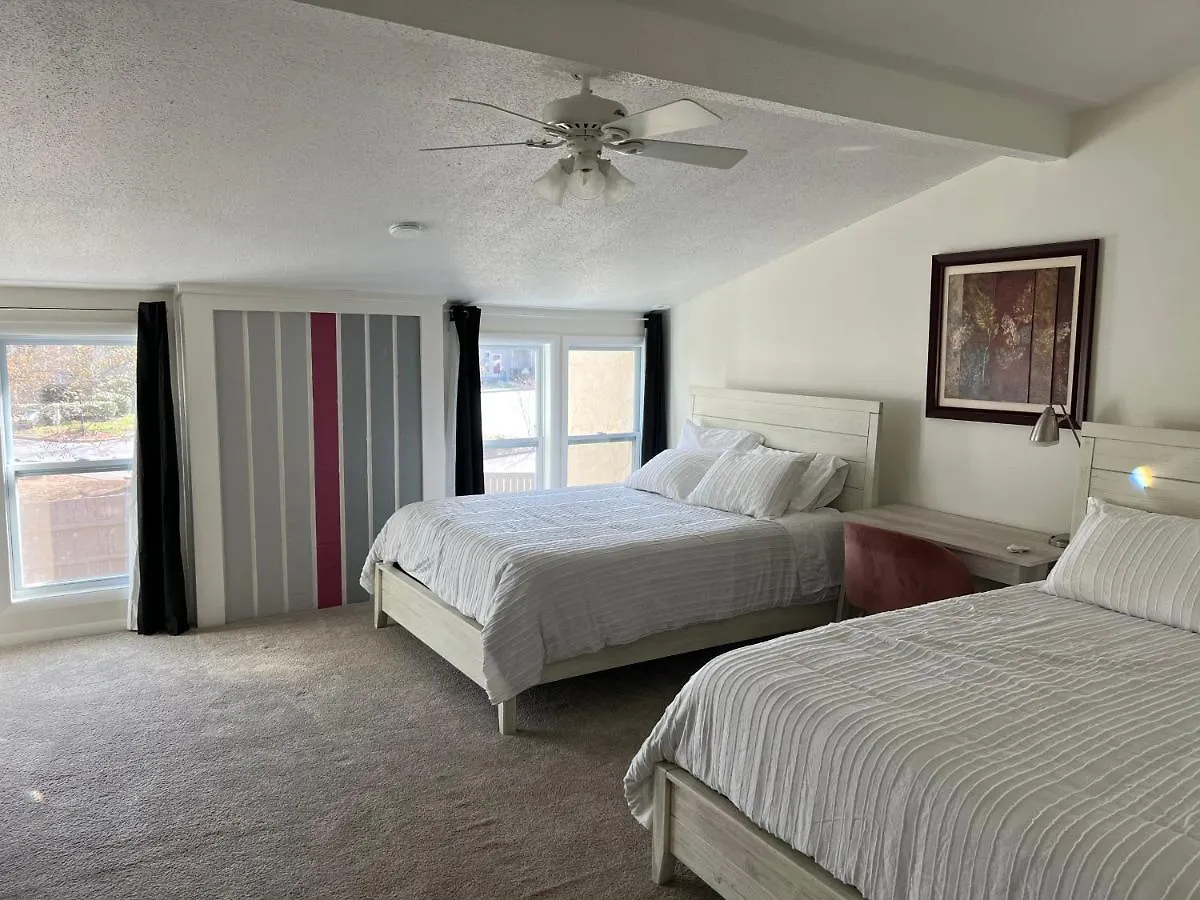 Large Bedroom With 2 Queen Bed - Not Entire Place Charlotte United States